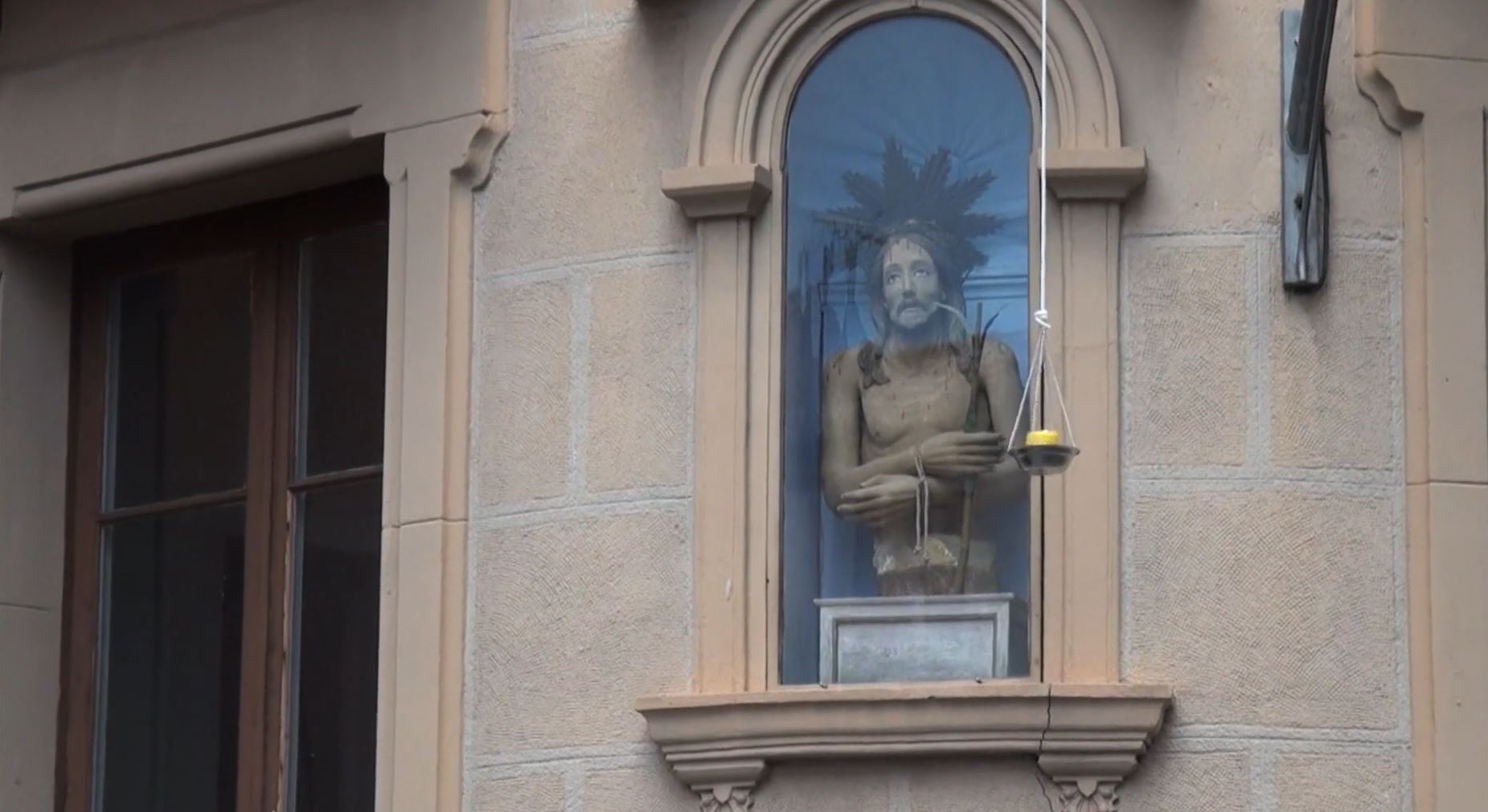 Lluèrnia il·luminarà una vintena de capelletes del centre d’Olot