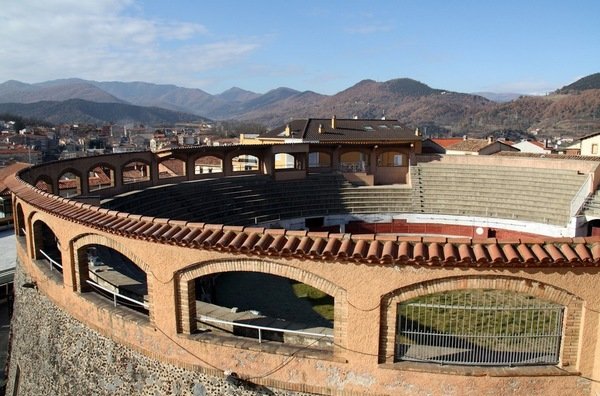 Cinc entitats taurines volen reactivar les corrides de toros a Olot