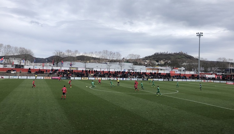 Una mala segona part frustra l'ambició de l'Olot (1-1)