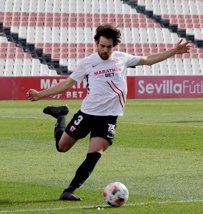 Lluís Aspar gaudeix a Sevilla sense oblidar l'Olot: 