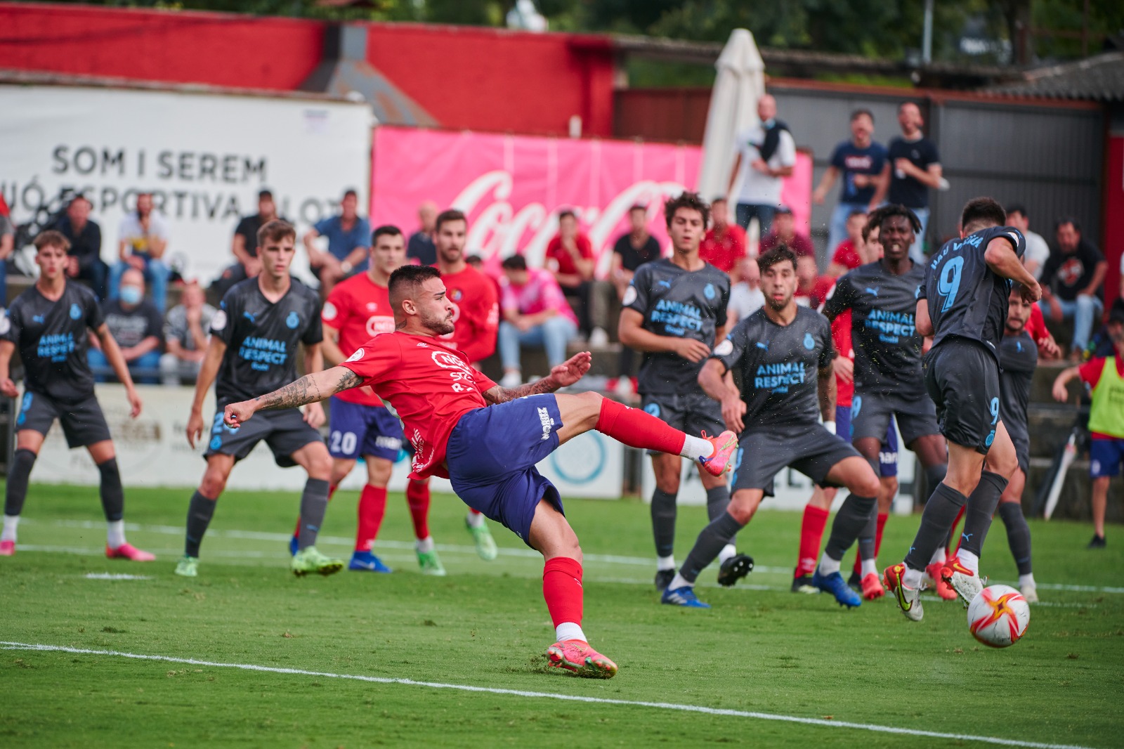 Olot i Girona B firmen un empat de poder a poder (0-0)